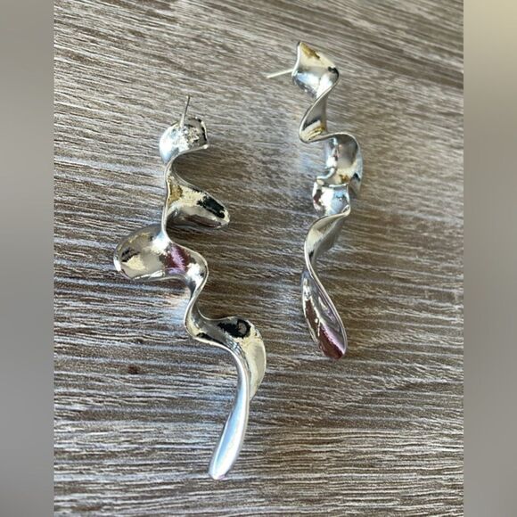 StatementādropāearringsāN125 - Picture 3 of 4